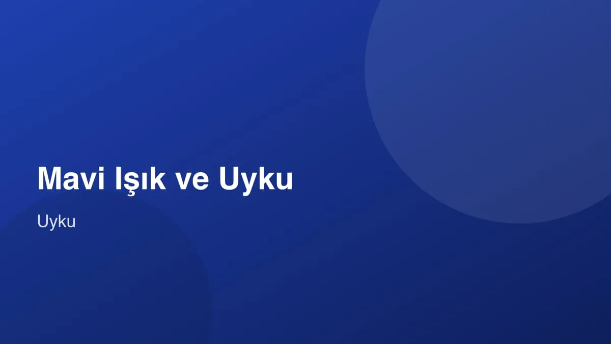 Karanlık odada parlayan bir telefon ekranı